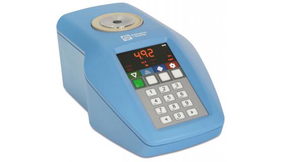 Refractómetro RFM-700